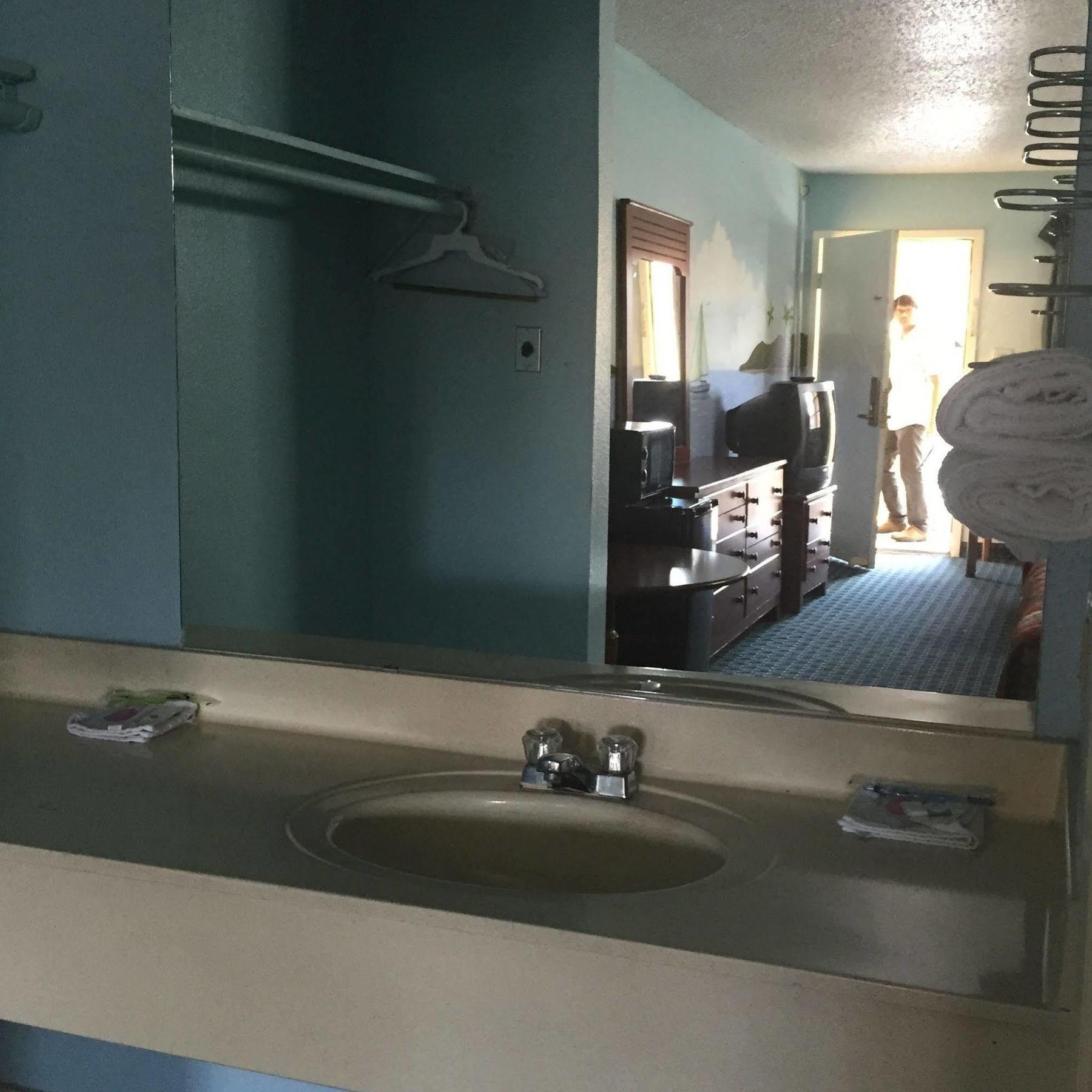 Guest Inn And Suites Houston Ngoại thất bức ảnh