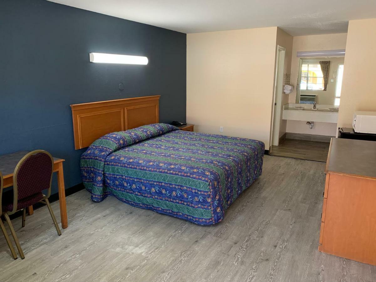 Guest Inn And Suites Houston Phòng bức ảnh