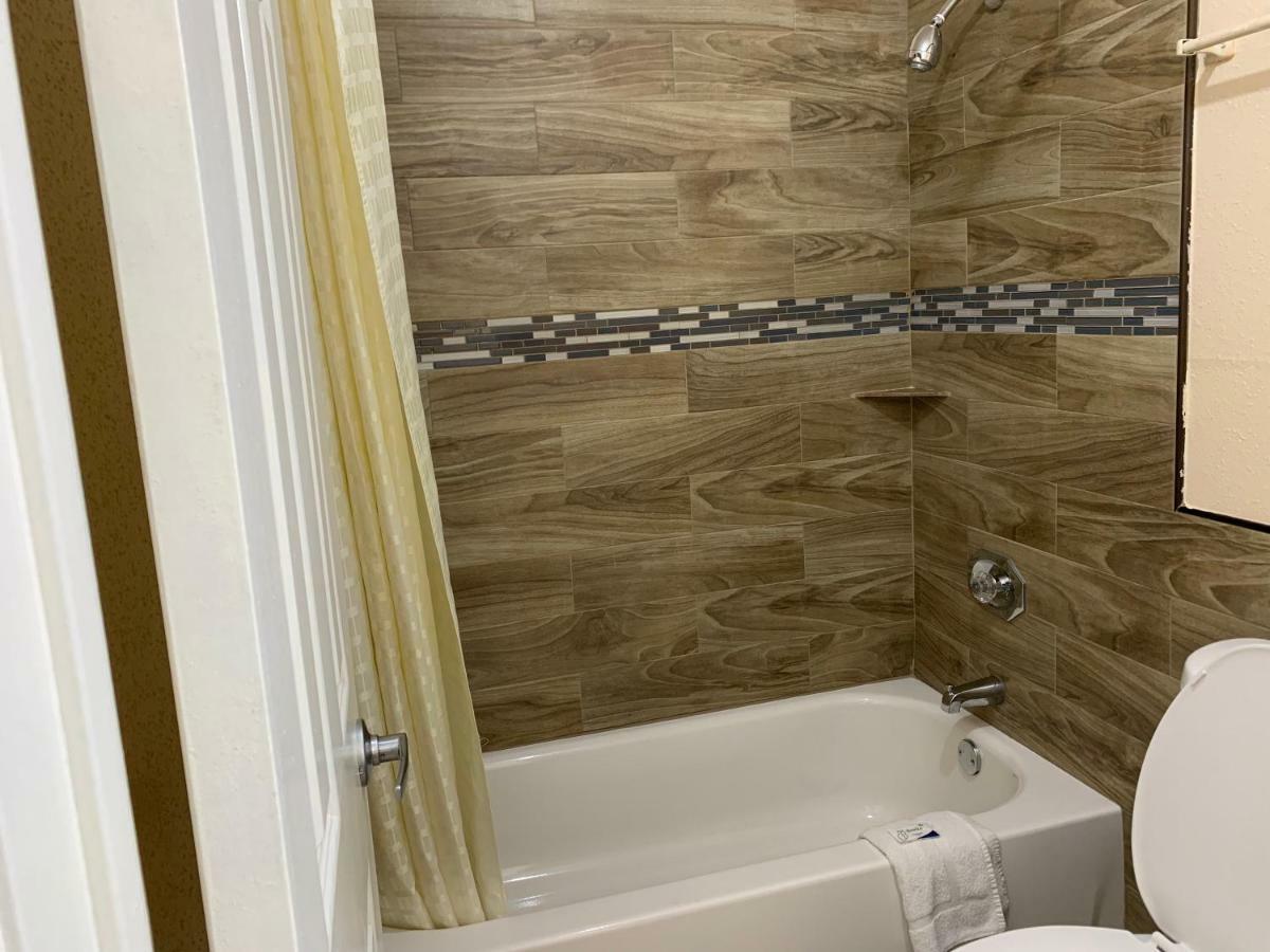 Guest Inn And Suites Houston Phòng bức ảnh